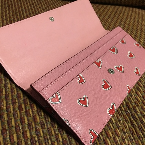 SOLD! COACH Hearts Leather Cosmetic Case & Wallet - Picture 3 of 8